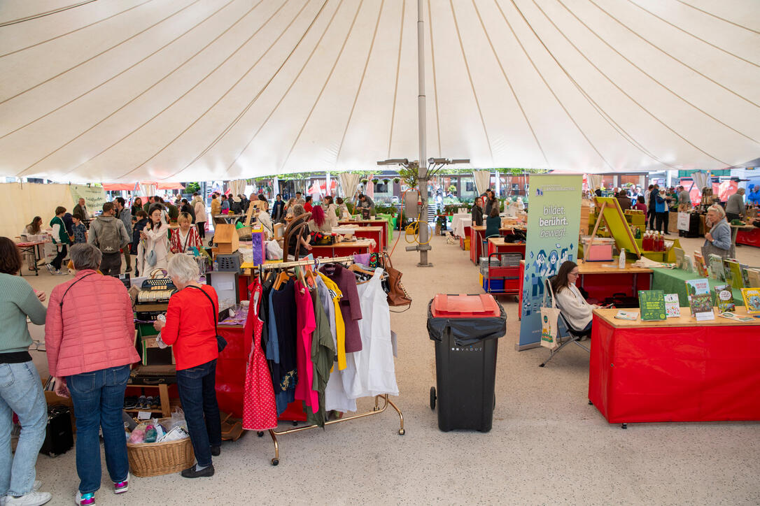 Frühlingsmarkt - Lokal+Fair trifft Biodiversität in Vaduz